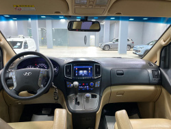 Hyundai Grand Starex 2.5 AT, 2016