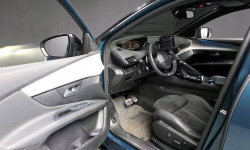 Peugeot 5008 GT 2,0 AT, 2021, 35 458 км Peugeot 5008 GT 2,0 AT, 2021, 35 458 км
