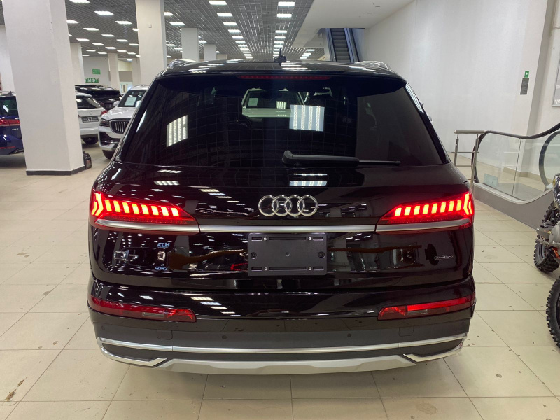 AUDI Q7 QUATTRO PREMIUM PLUS 2020г. black