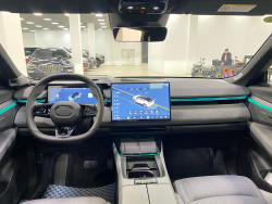Lynk & Co 08 1.5 AT, 2024