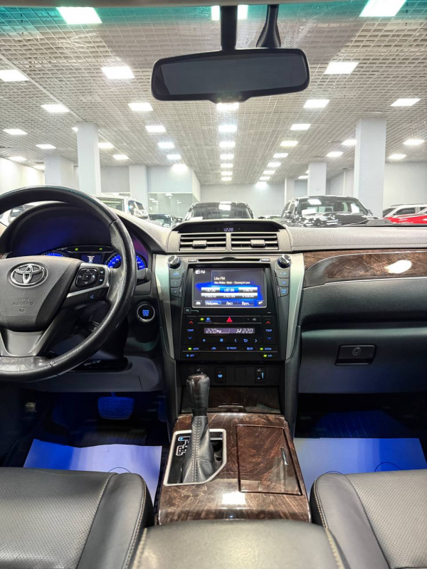 Toyota Camry 2.5 AT, 2017, 127 703 км