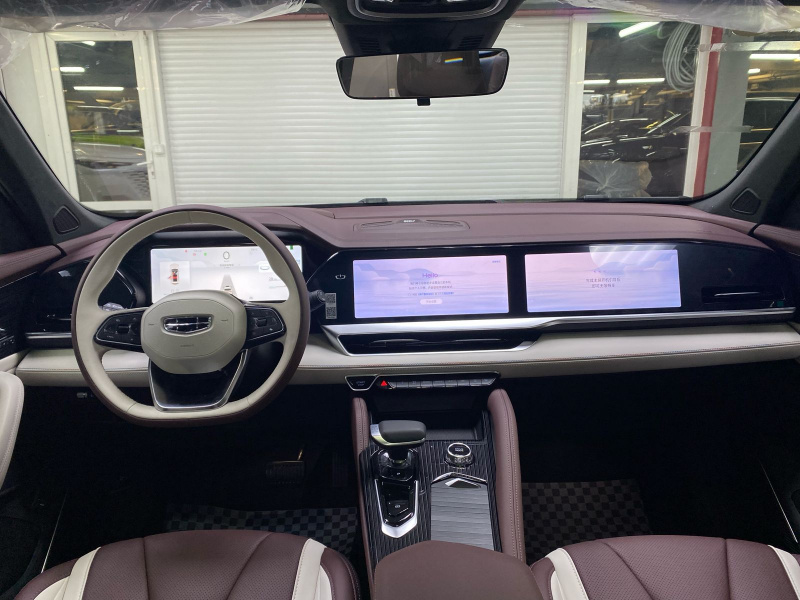 Geely Monjaro 2.0 4WD AT, 2024