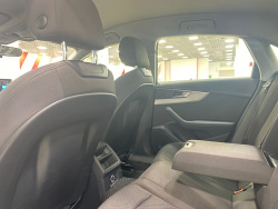 AUDI A4 2.0 2020г