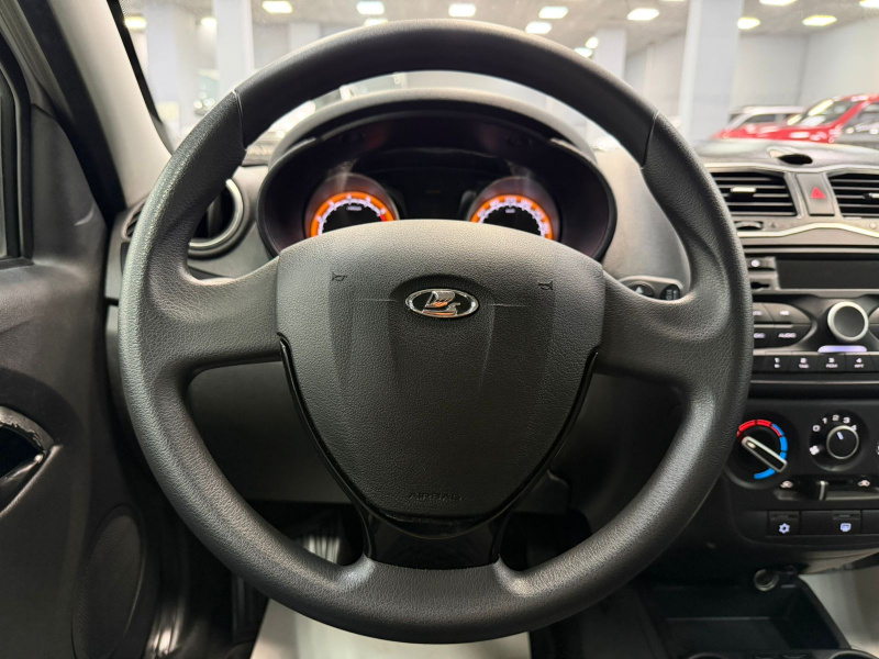 LADA Granta Cross 1.6 MT, 2023