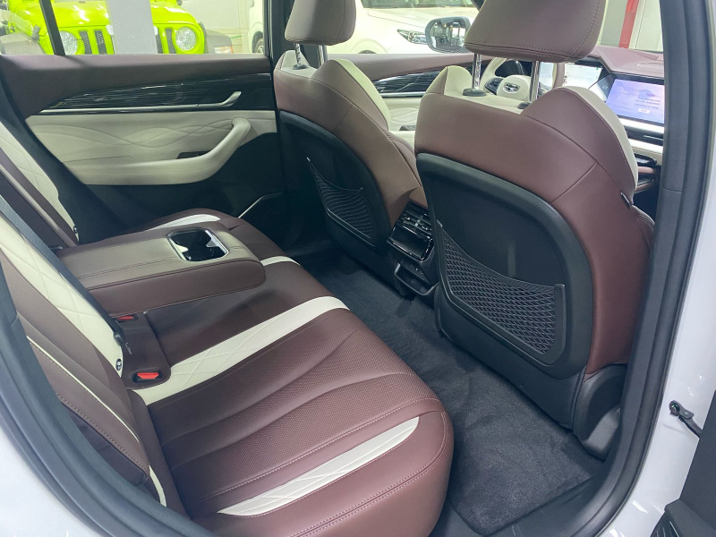 Geely Monjaro 2.0 4WD AT, 2024
