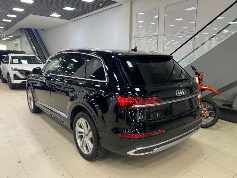 AUDI Q7 QUATTRO PREMIUM PLUS 2020г. black