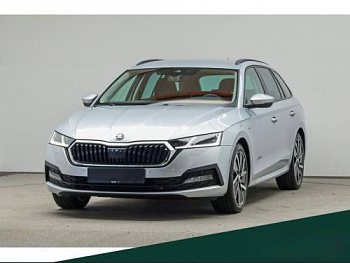 Skoda Octavia 1.5 AT, 2022 года, пробег 49 700 км