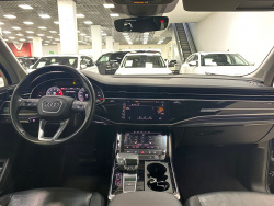AUDI Q7 QUATTRO PREMIUM PLUS 2020г. black AUDI Q7 QUATTRO PREMIUM PLUS 2020г. black