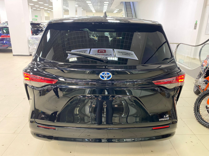 Toyota Sienna 2.5 AT, 2022