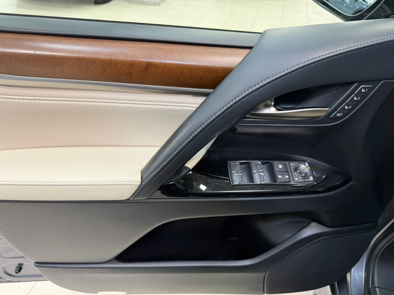 Lexus LX450D AT, 2016