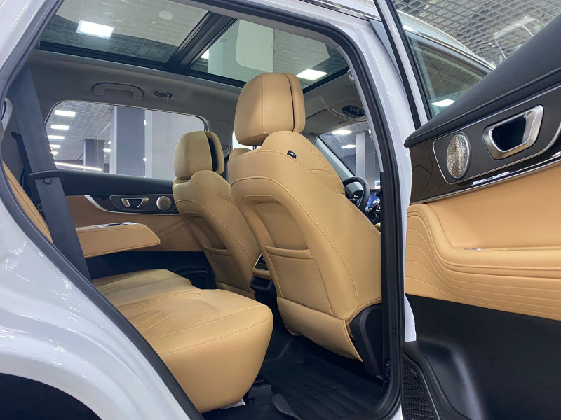 Chery Tiggo 8 Pro (China) 2.0 AMT, 2023