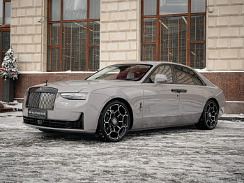 Rolls-Royce Ghost 6.8 AT, 2026