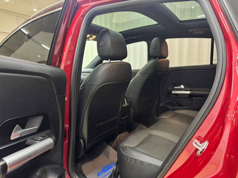 Mercedes-Benz GLA-Class, 2022, 54 600 км