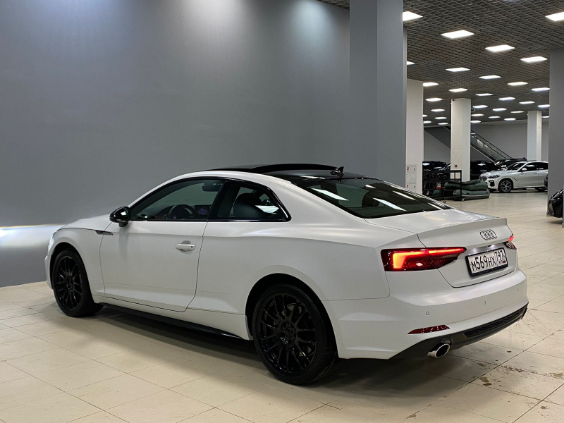 AUDI A5 2.0 2021г