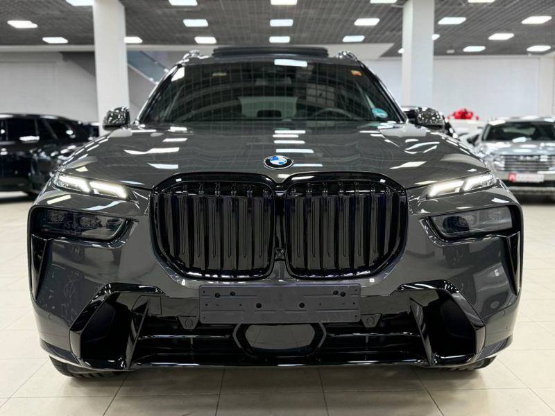 BMW X7 40i 3.0 xDrive Steptronic, 2025, 23 345 км