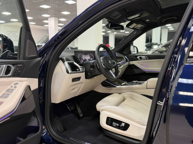 BMW X7 40i 3.0 xDrive Steptronic, 2025, 23 100 км