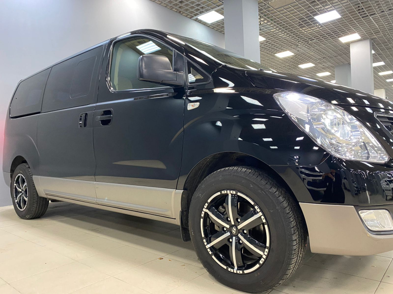 Hyundai Grand Starex 2.5 AT, 2016
