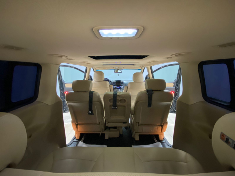Hyundai Grand Starex 2.5 AT, 2016