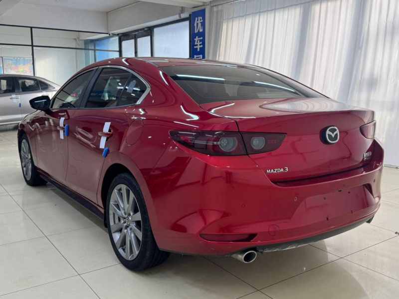 Mazda 3, 2.0 AT, 2021, 40 500 км