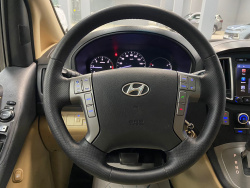 Hyundai Grand Starex 2.5 AT, 2016