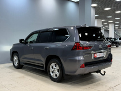 Lexus LX450D AT, 2016