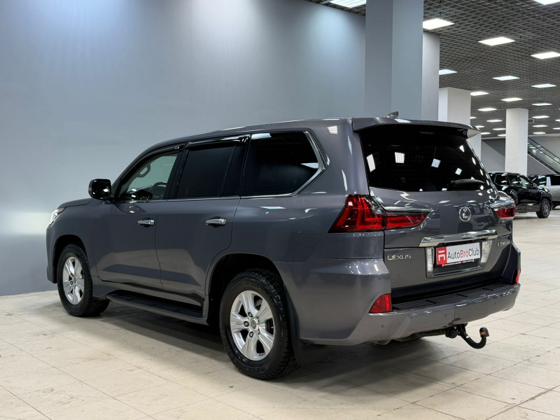 Lexus LX450D AT, 2016